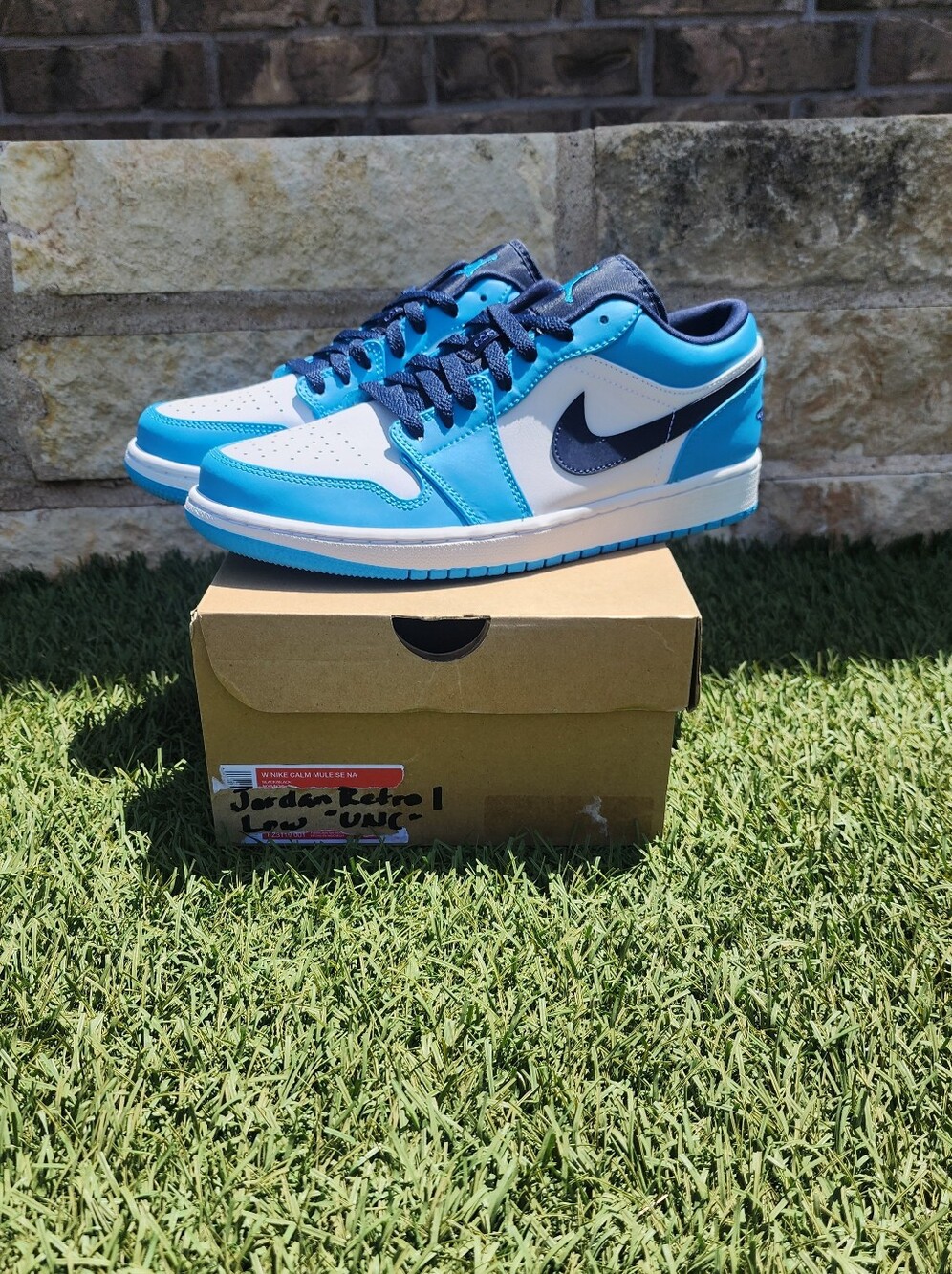 Nike Air Jordan 1 Low"UNC" - White & Light Blue with Navy Swoosh - Picture 10 of 11
